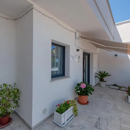 Meravigliosalento Πανσιόν